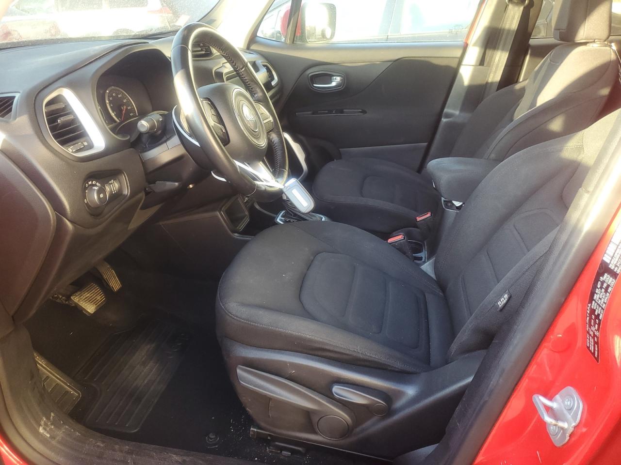 2018 Jeep Renegade - Image 7