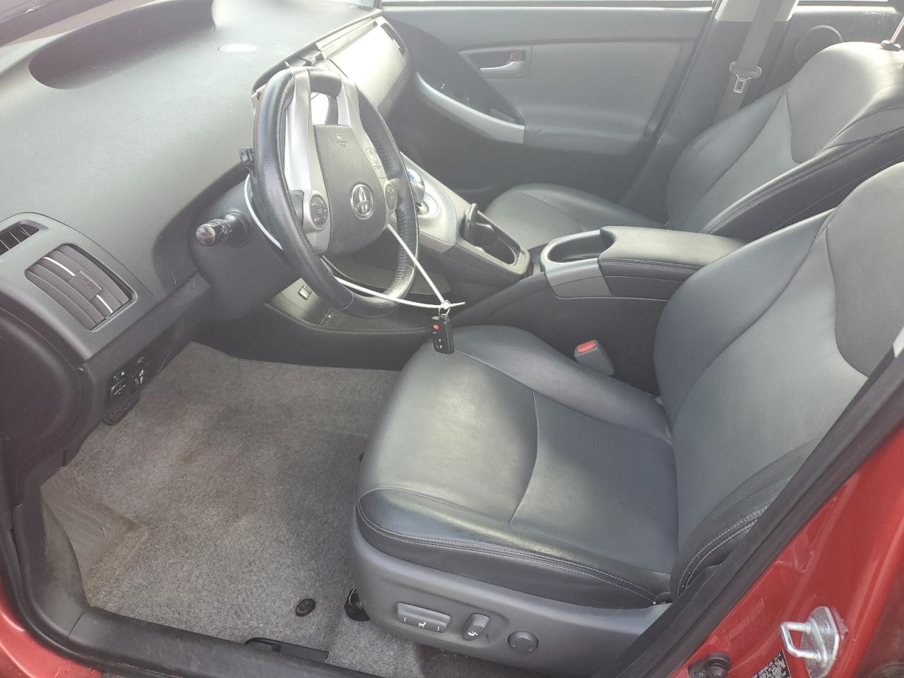 2014 Toyota Prius - Image 7