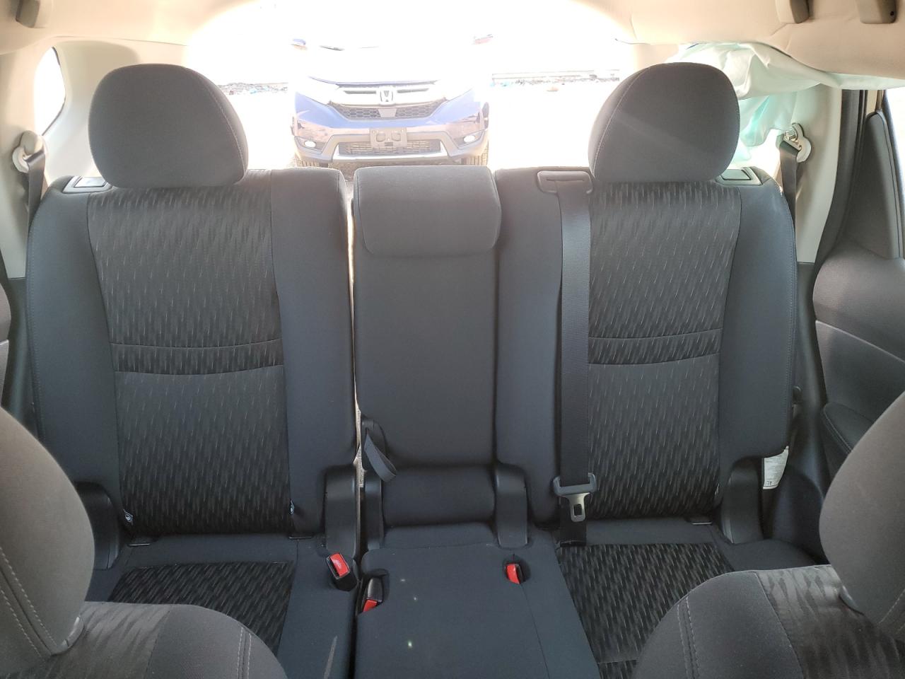 2019 Nissan Rogue - Image 10
