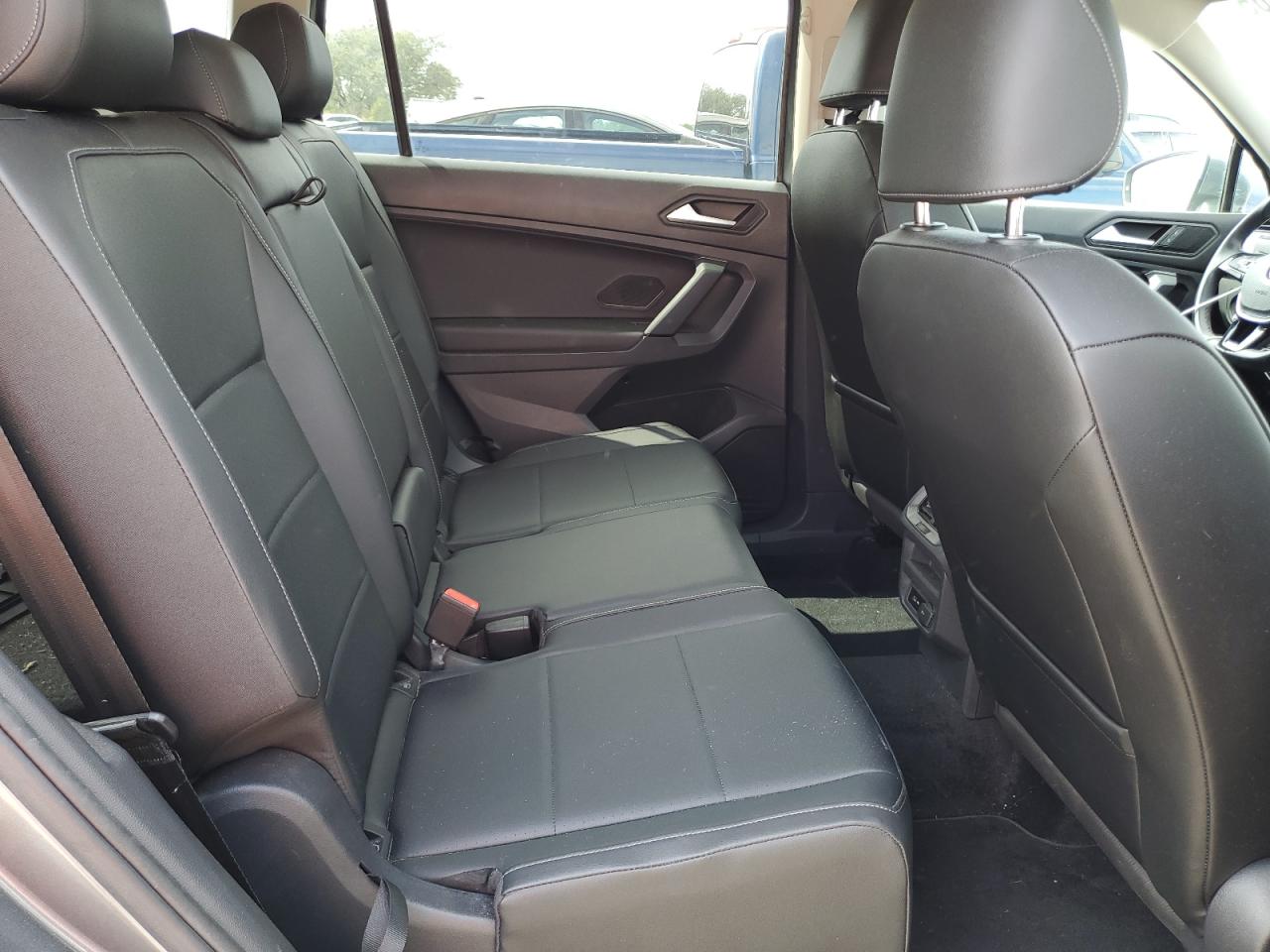 2019 Volkswagen Tiguan - Image 11