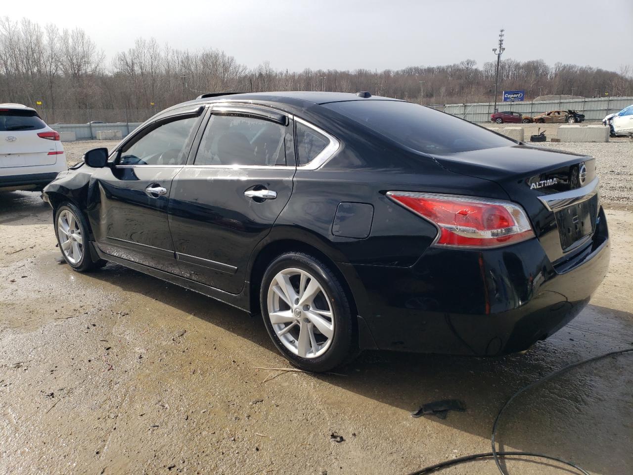 2014 Nissan Altima - Image 2