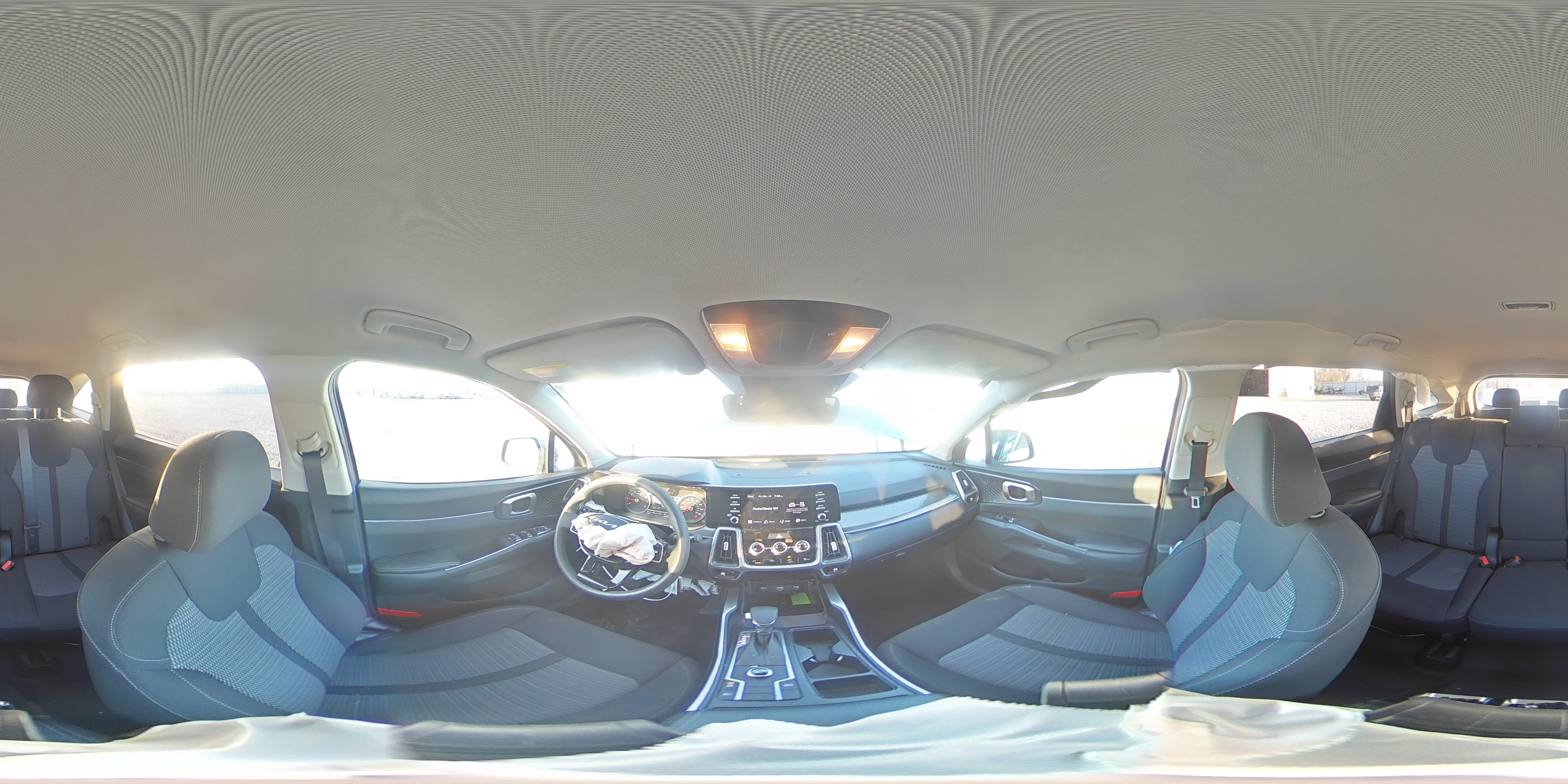 2022 Kia Sorento - Image 14