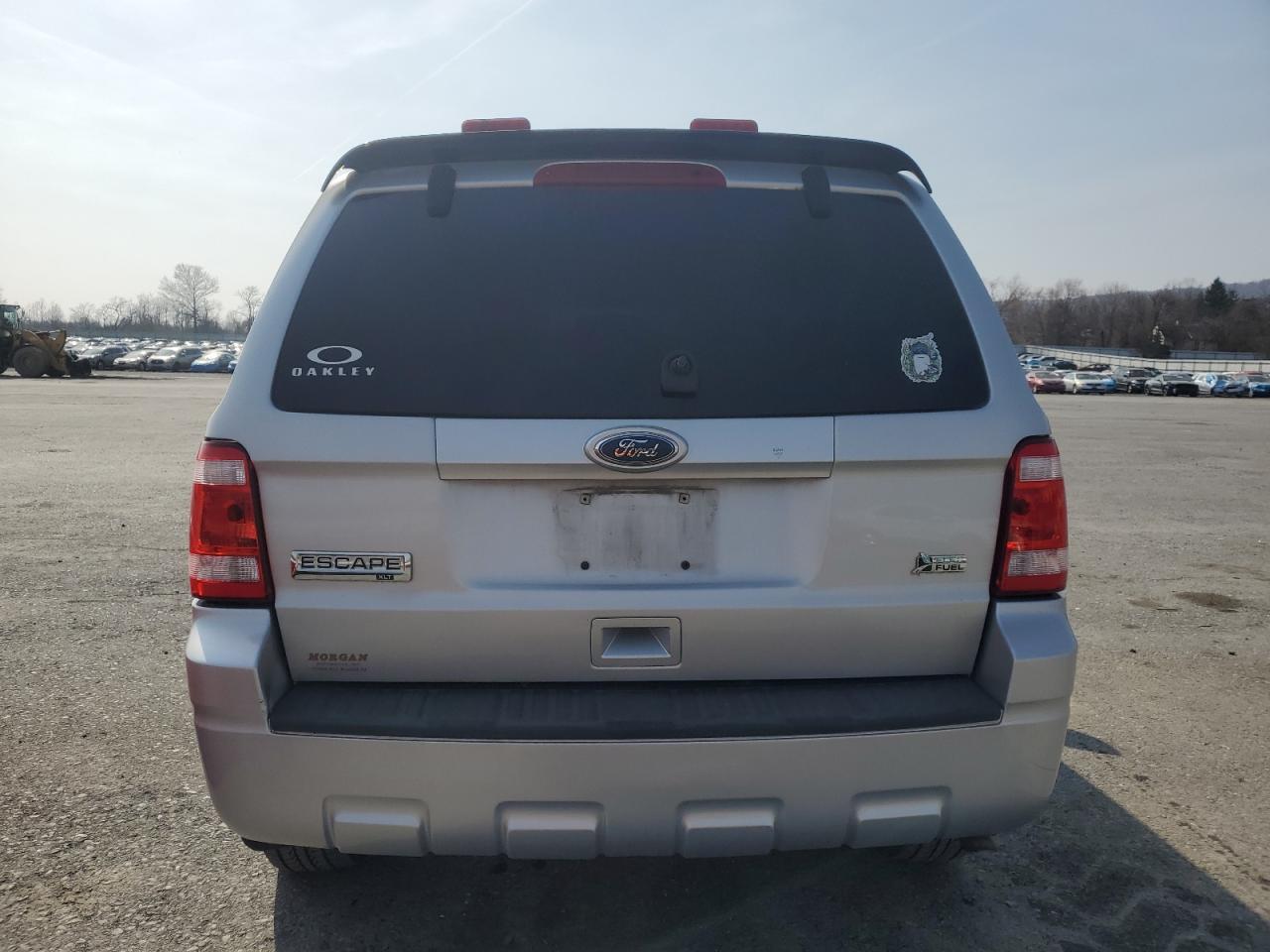 2010 Ford Escape - Image 6