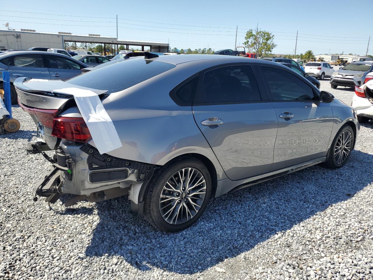 2023 Kia Forte - Image 3