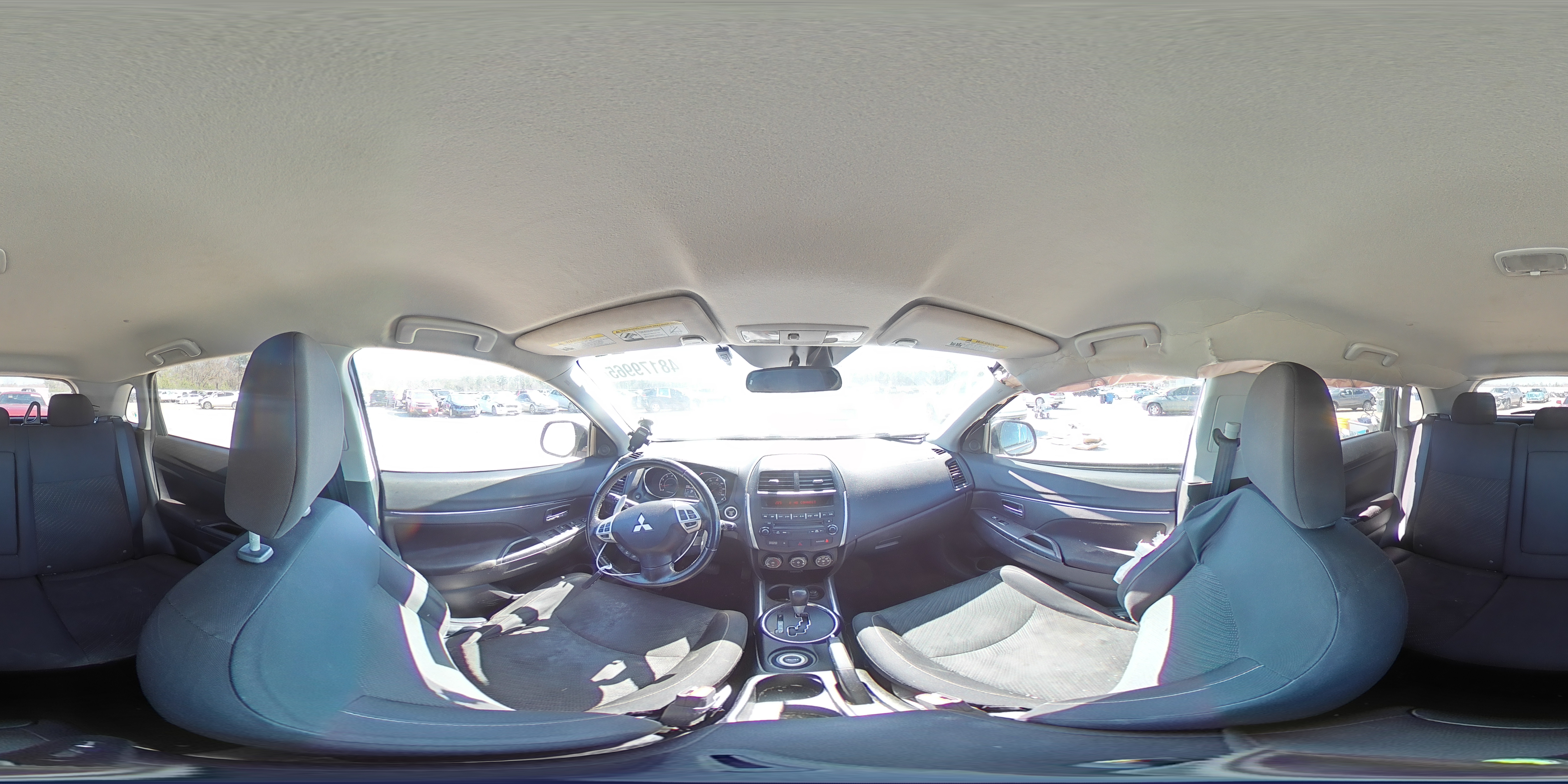 2013 Mitsubishi Outlander - Image 13