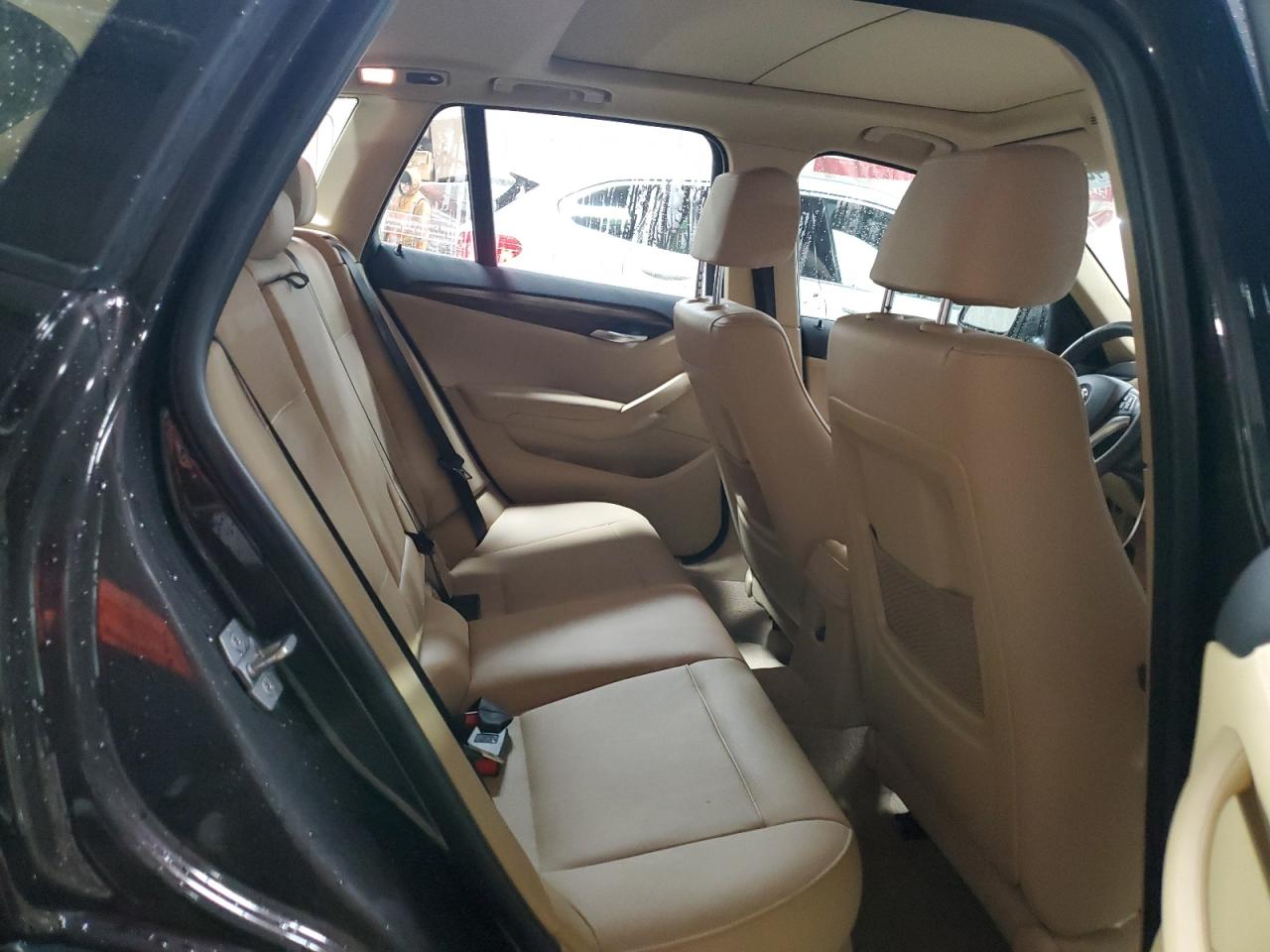 2015 BMW X1 - Image 10