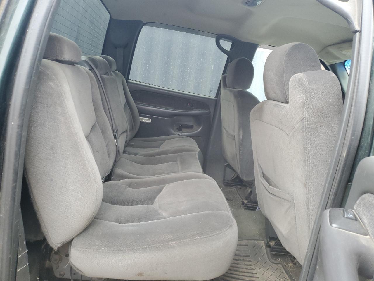 2003 GMC Sierra - Image 10