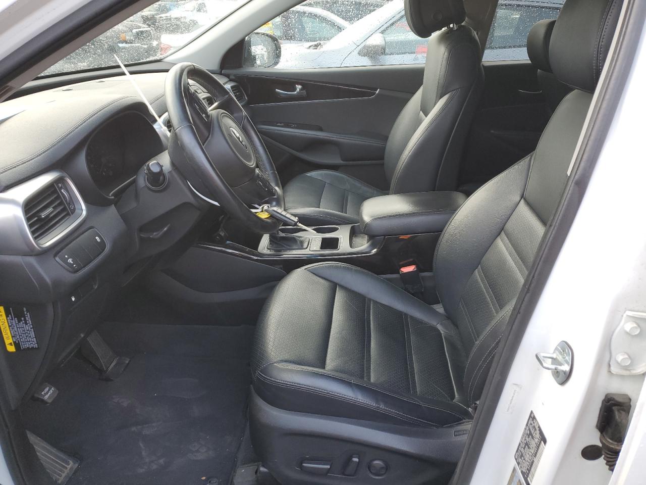 2016 Kia Sorento - Image 7