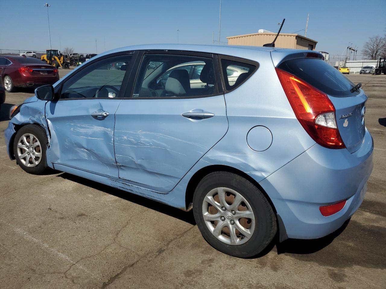 2013 Hyundai Accent - Image 2
