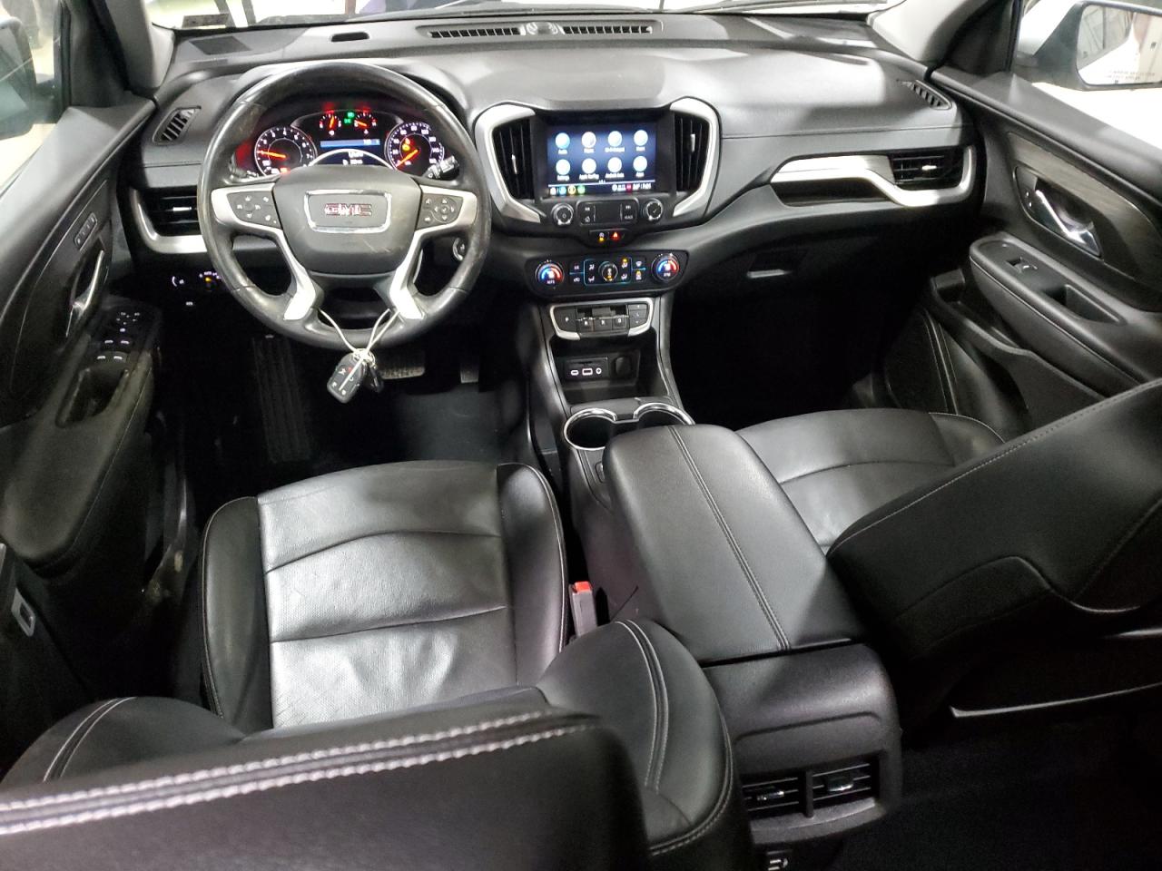 2022 GMC Terrain - Image 8