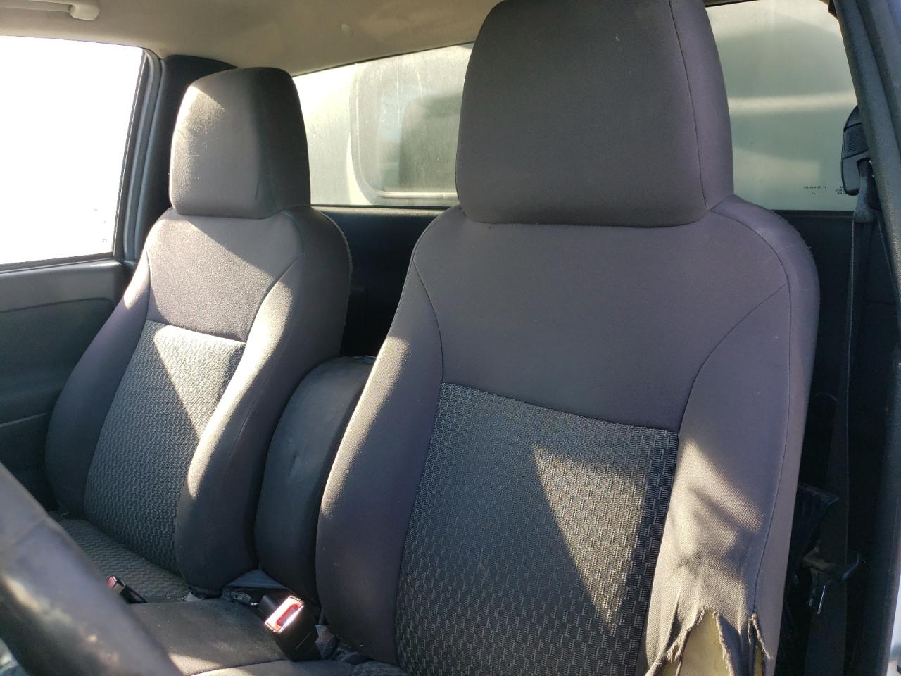 2011 Chevrolet Colorado - Image 10