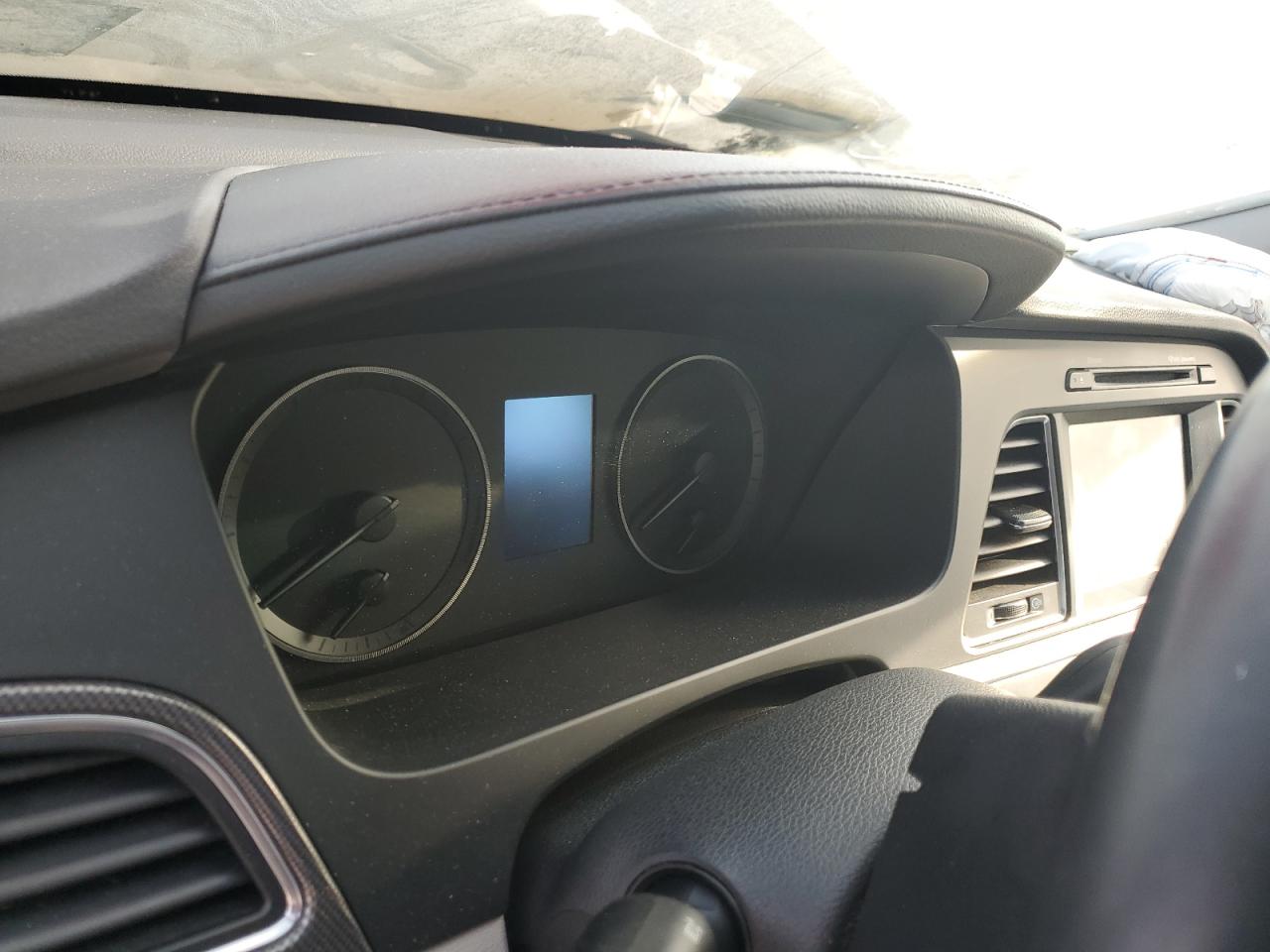 2016 Hyundai Sonata - Image 9