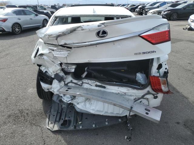  LEXUS ES300 2015 Белы