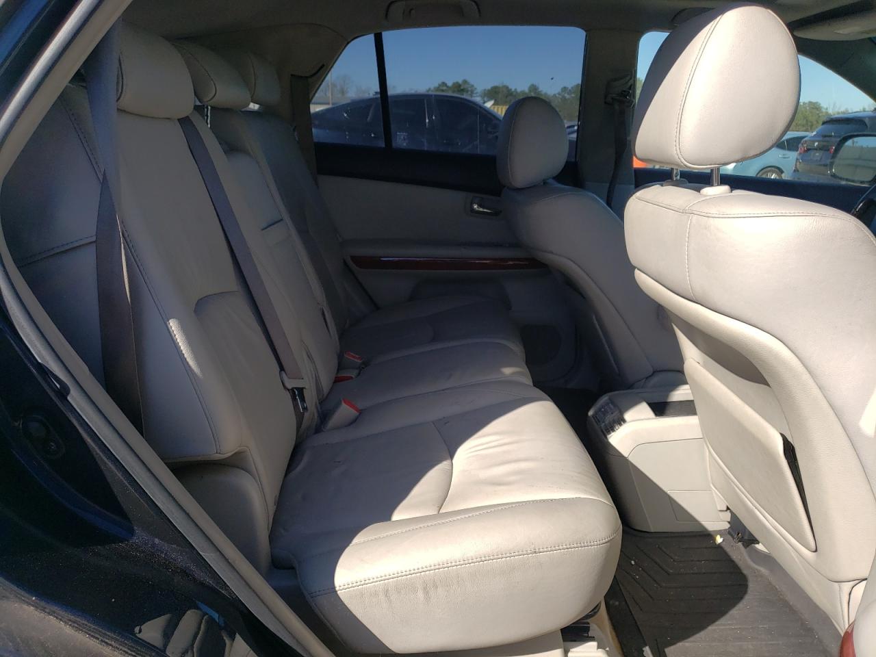 2007 Lexus RX - Image 11