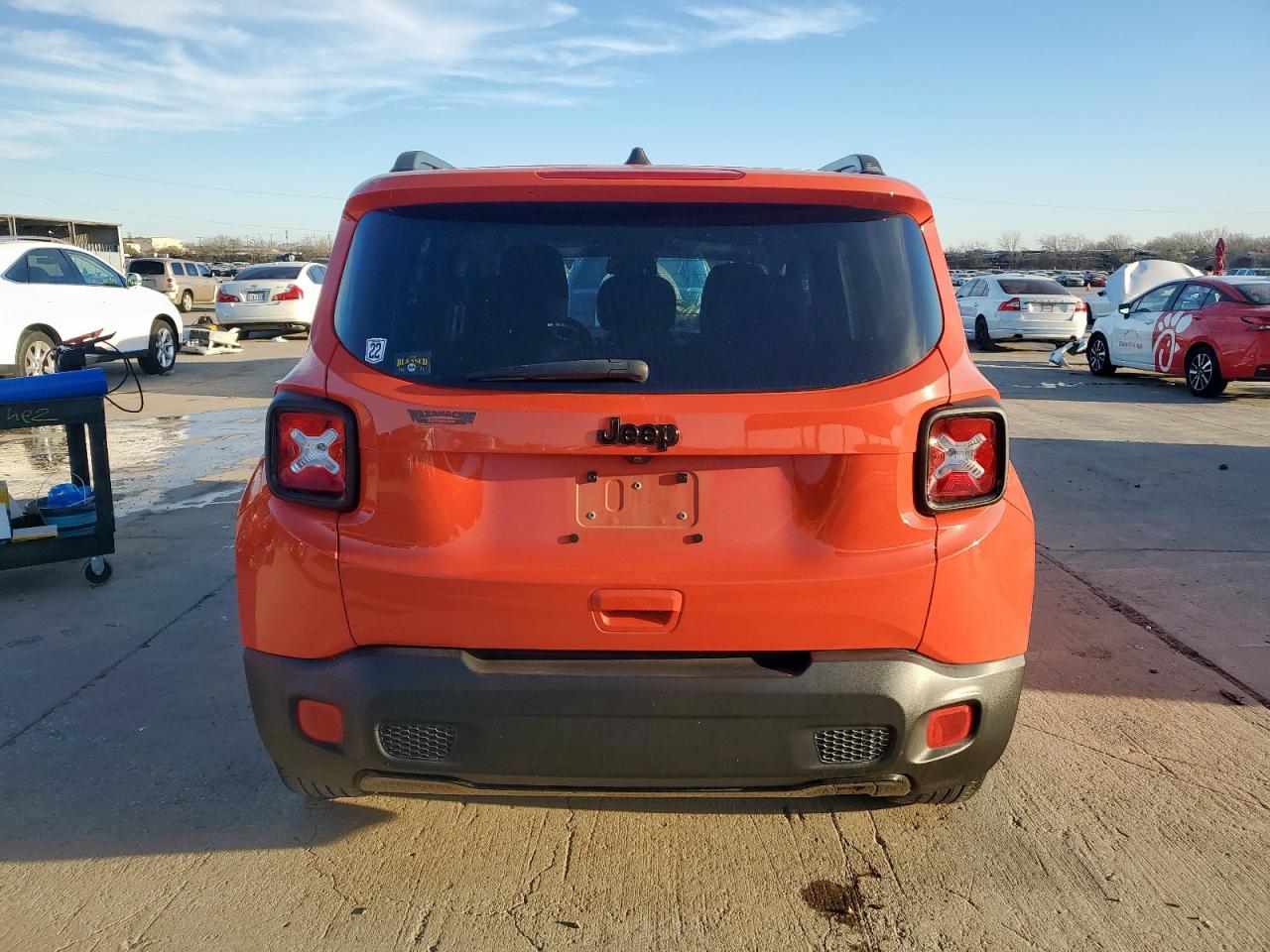 2018 Jeep Renegade - Image 6