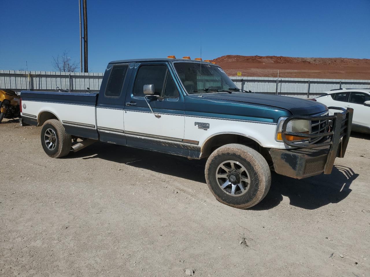 1995 Ford F250 - Image 4