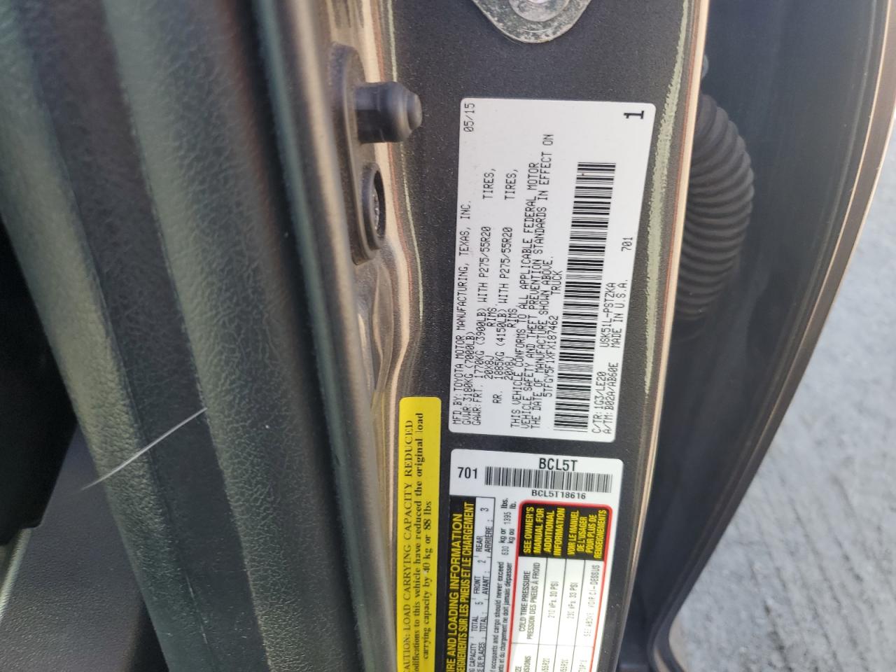 2015 Toyota Tundra - Image 12