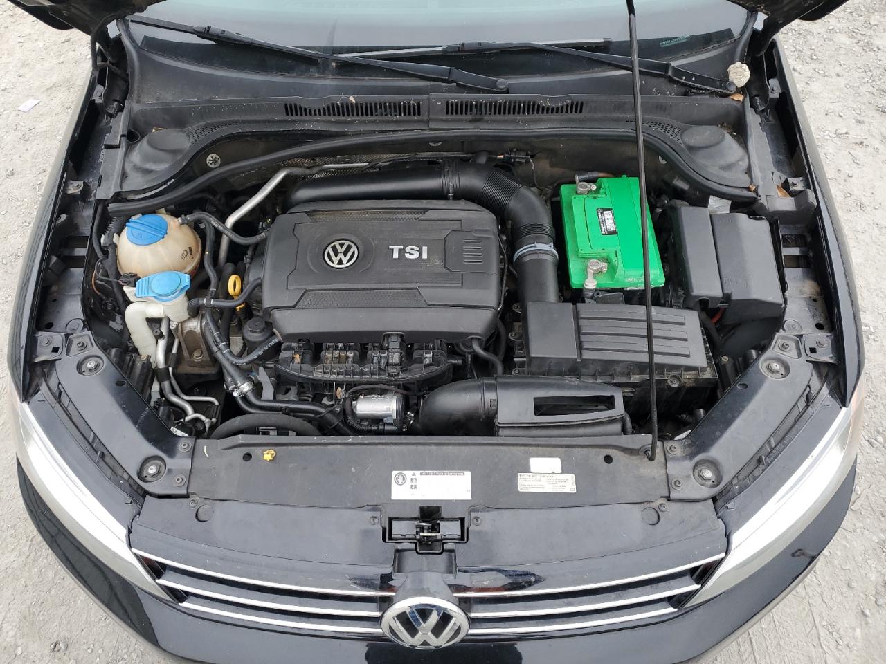 2015 Volkswagen Jetta - Image 11
