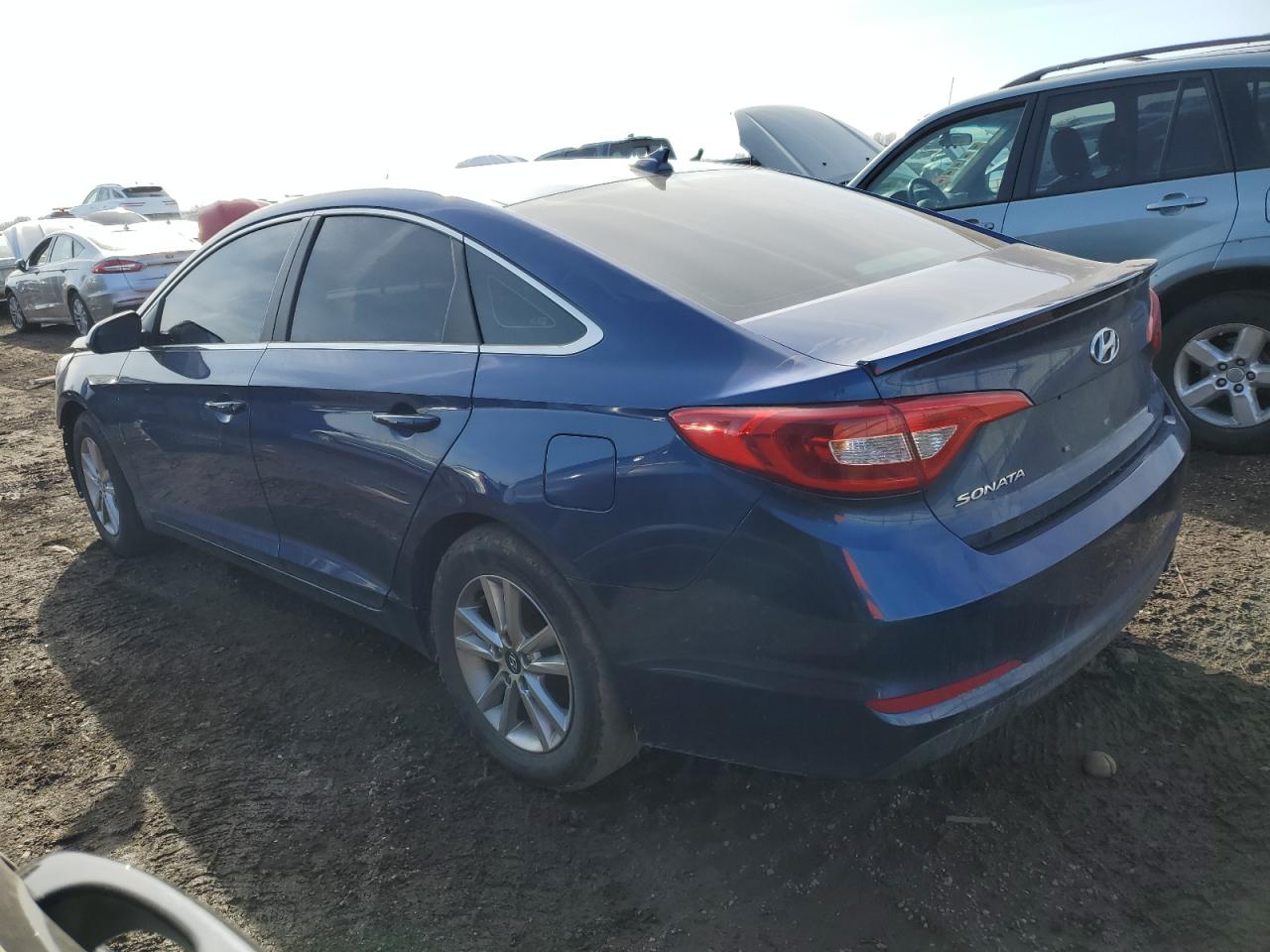 2015 Hyundai Sonata - Image 2