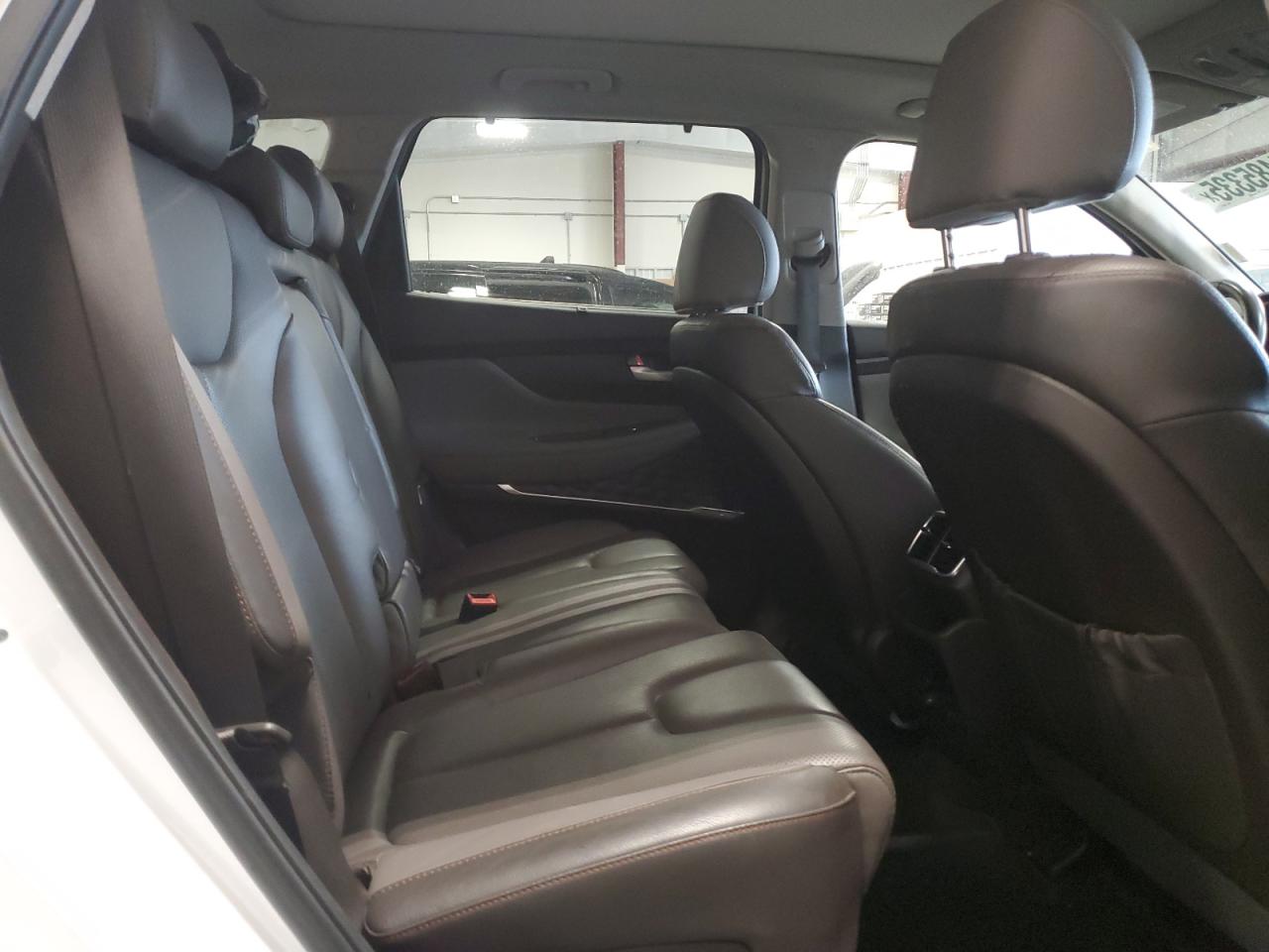 2020 Hyundai Santa Fe - Image 10