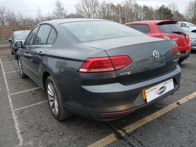 2015 VOLKSWAGEN PASSAT SE