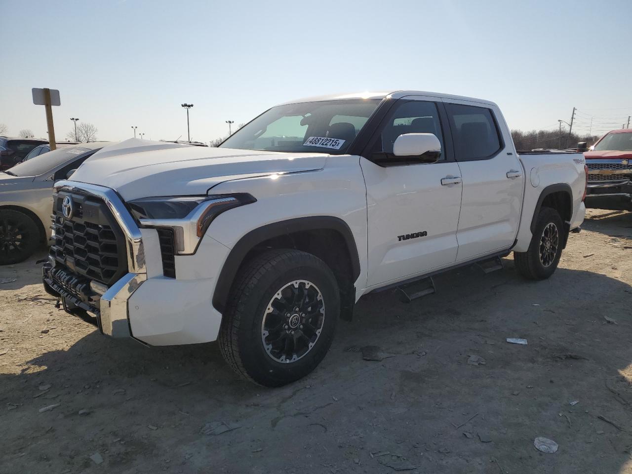 2024 Toyota Tundra Crewmax Sr на продаже в Indianapolis, IN - Front End