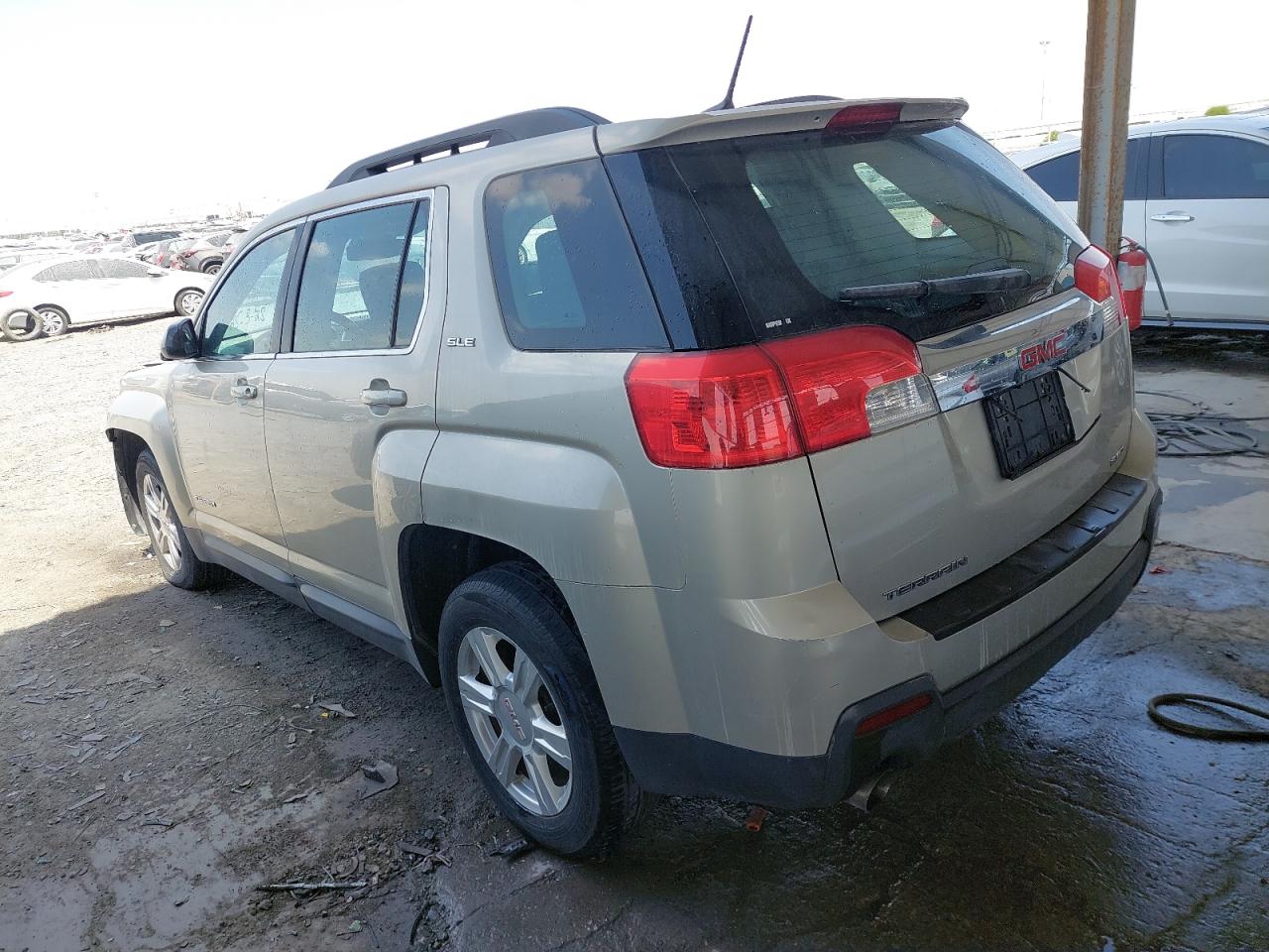 2GKFL8E35F6175268 - 2011 Gmc Terrain - #50278445