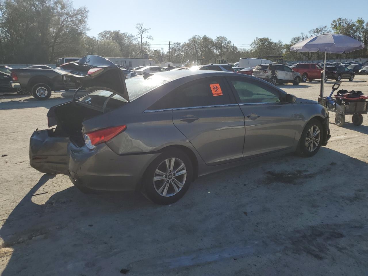 2013 Hyundai Sonata - Image 3