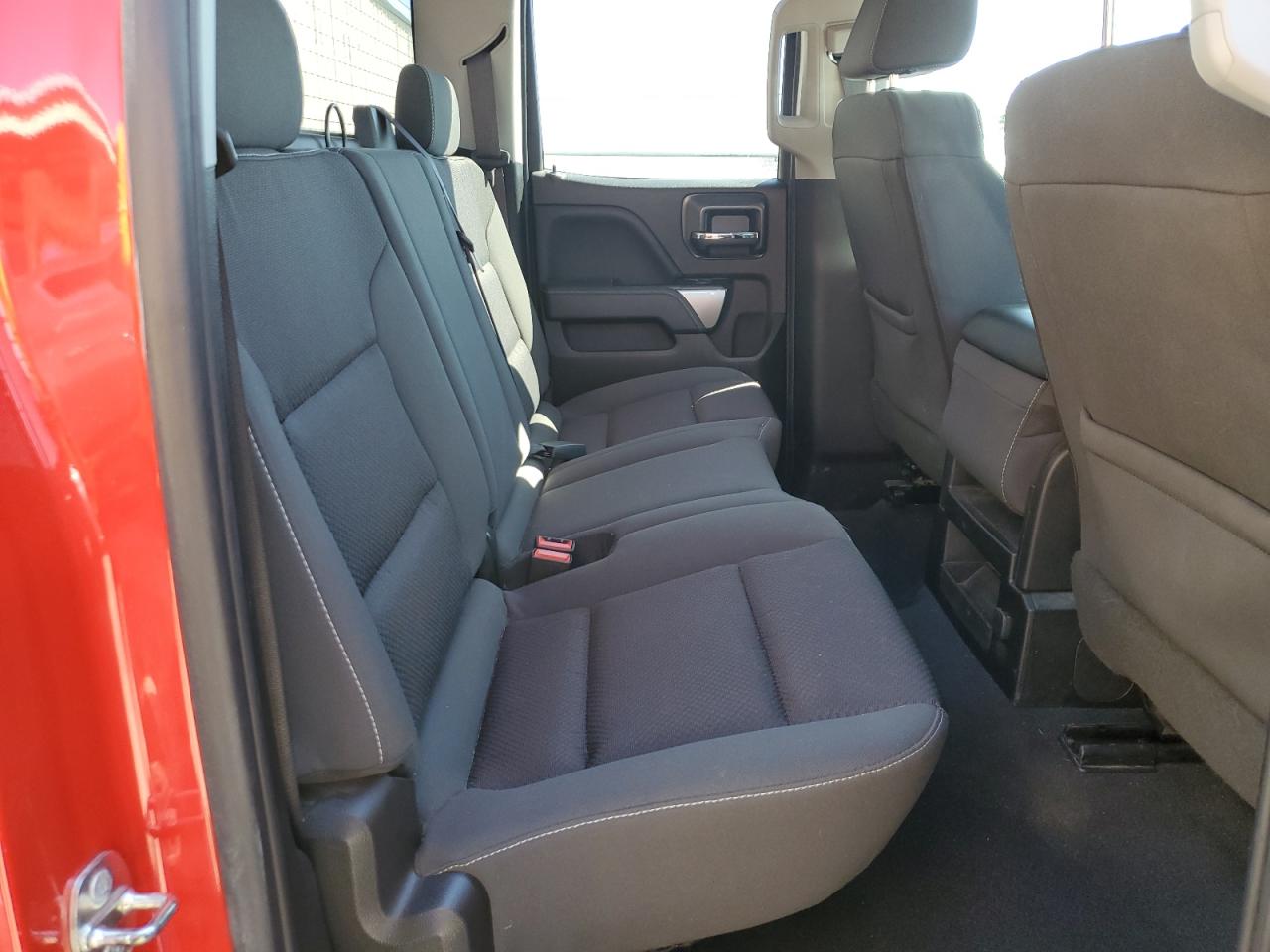 2019 Chevrolet Silverado - Image 10