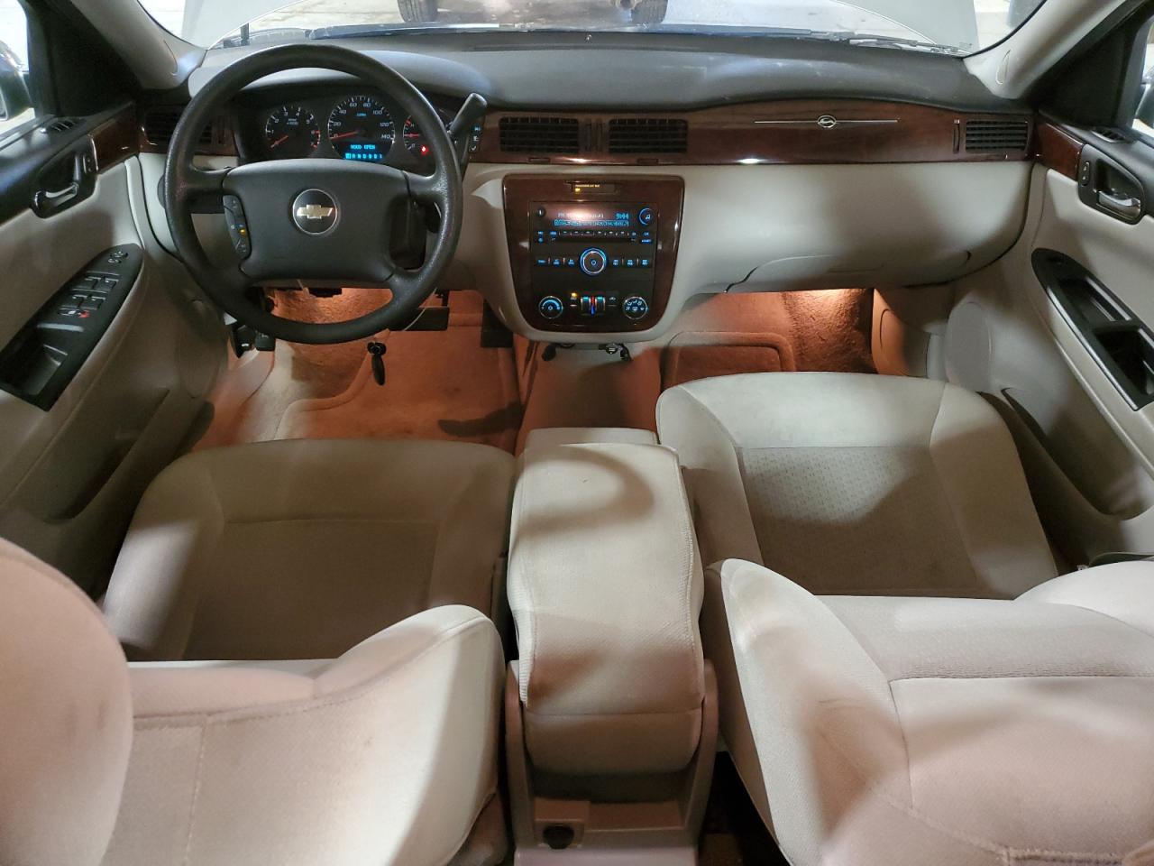 2008 Chevrolet Impala - Image 8