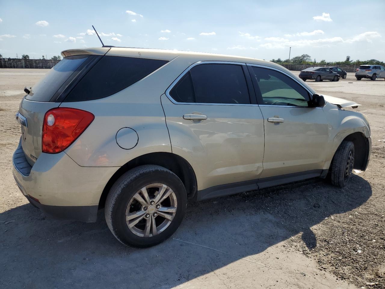 2015 Chevrolet Equinox - Image 3