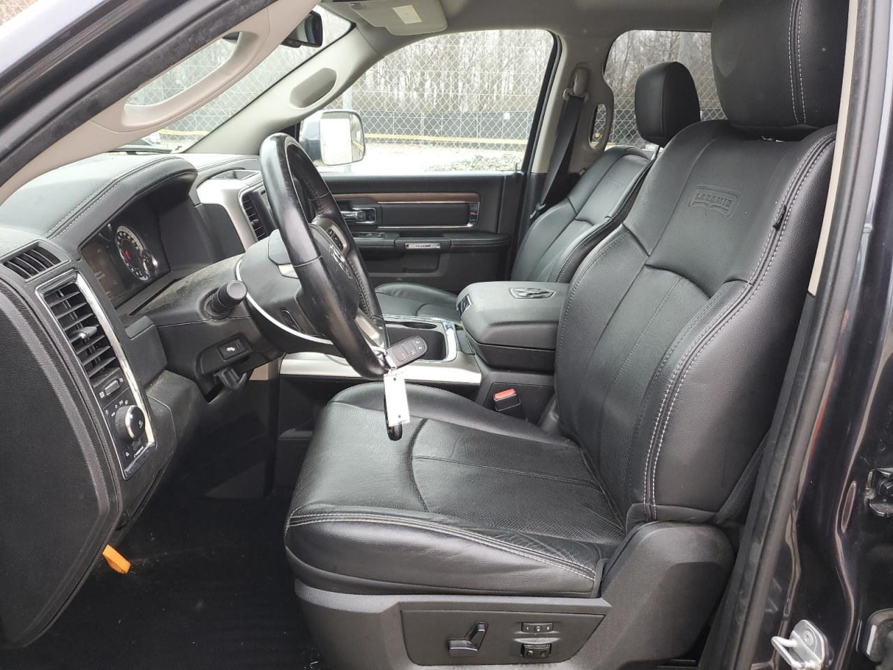 2017 RAM 1500 - Image 7