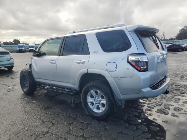  TOYOTA 4RUNNER 2018 Srebrny