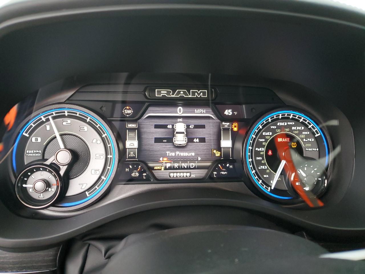 2022 RAM 1500 - Image 9