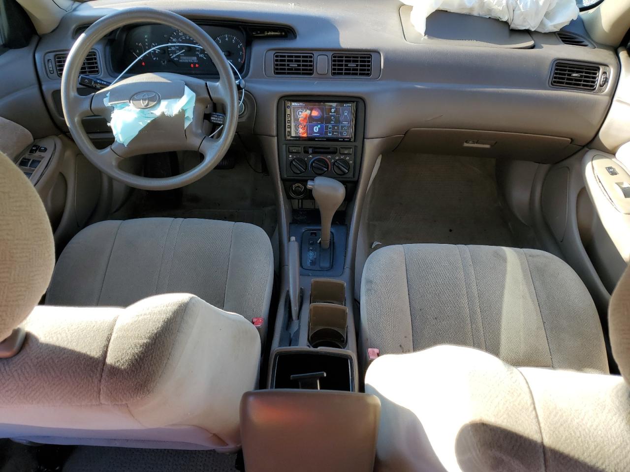 1999 Toyota Camry - Image 8