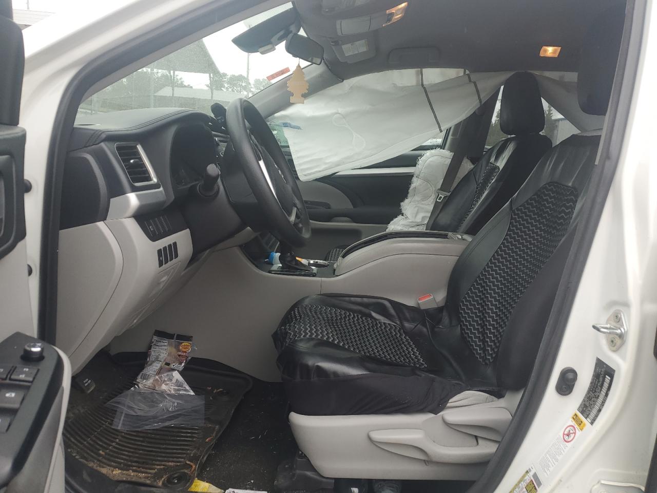 2018 Toyota Highlander - Image 7
