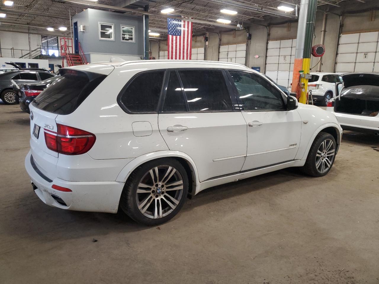2013 BMW X5 - Image 3