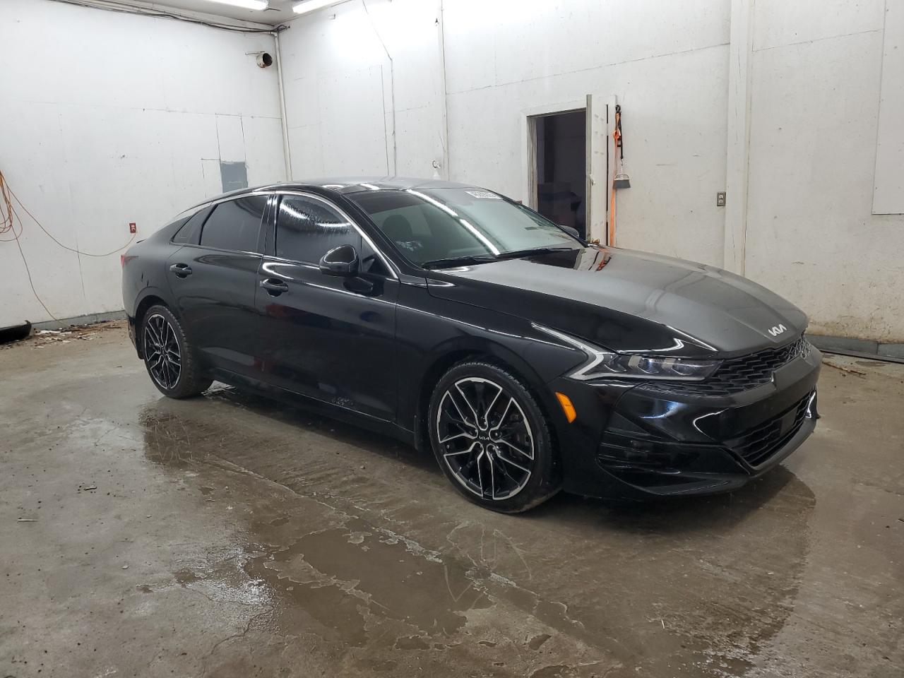 2023 Kia K5 - Image 4