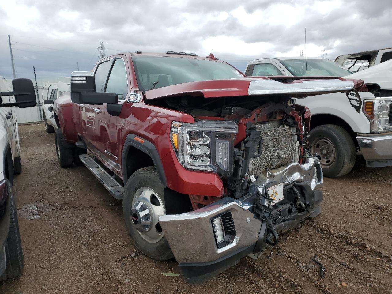 2022 GMC Sierra - Image 4