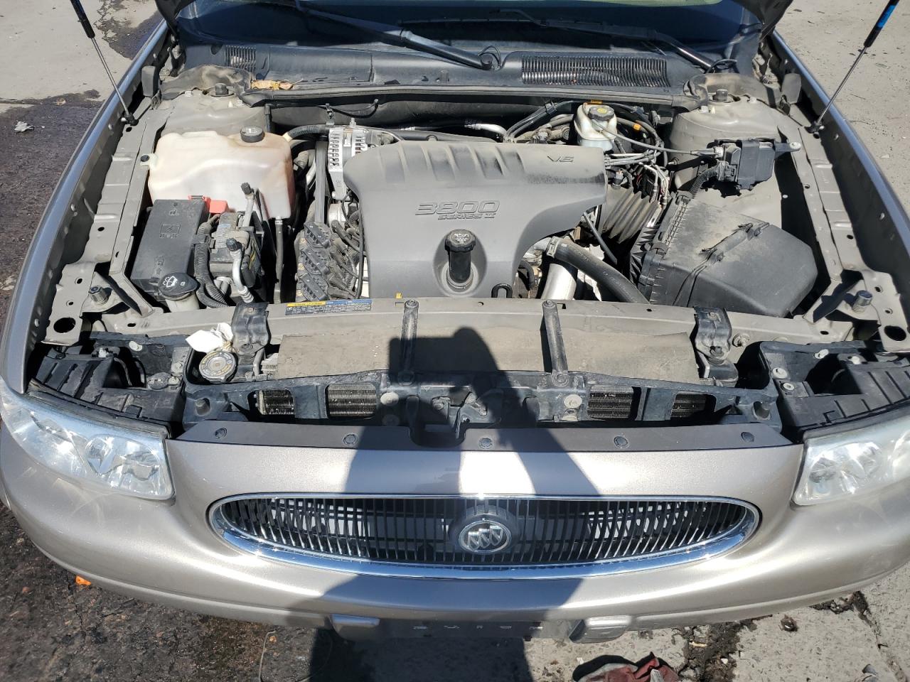 2004 Buick LeSabre - Image 11