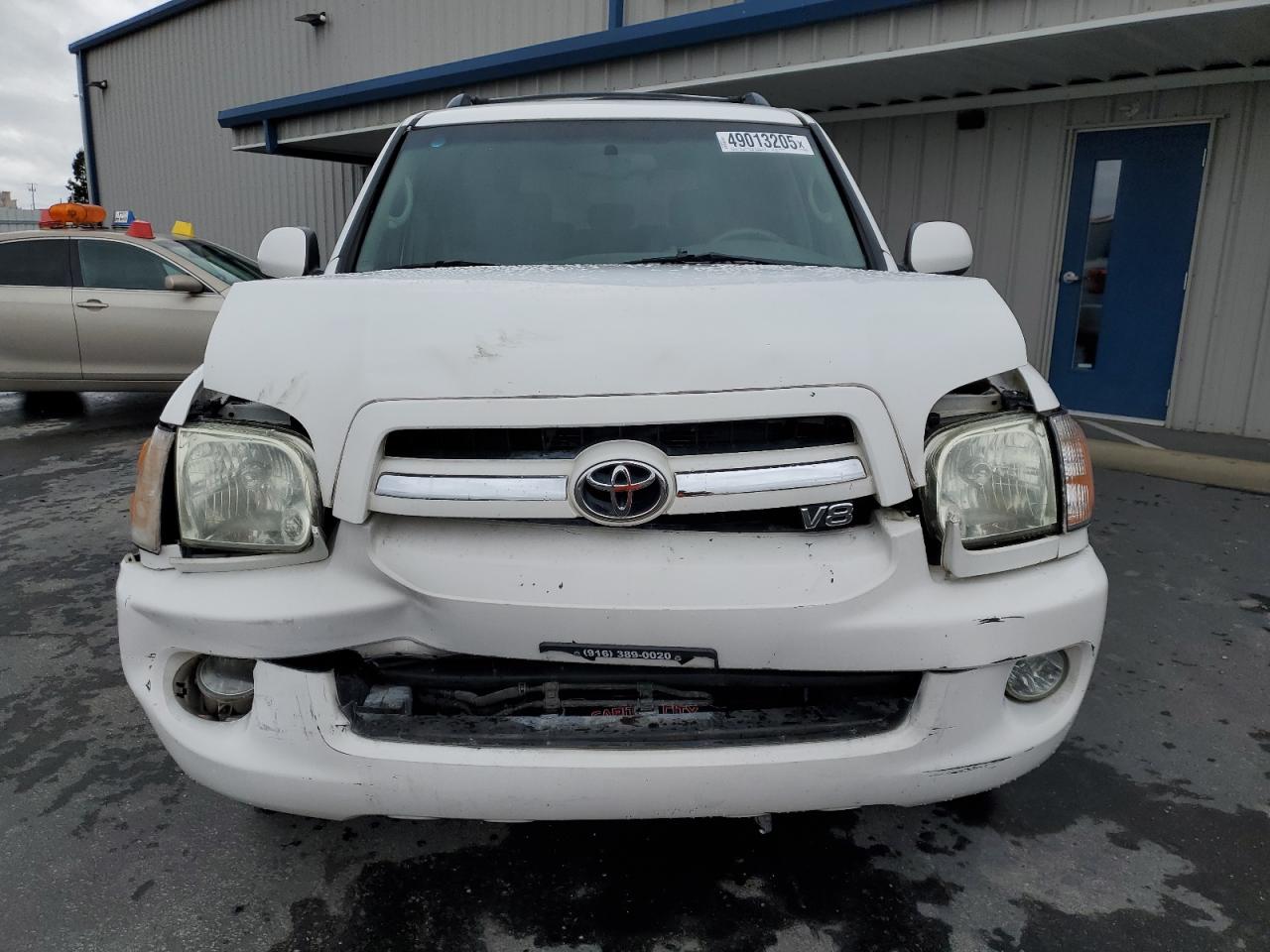 2005 Toyota Sequoia - Image 5