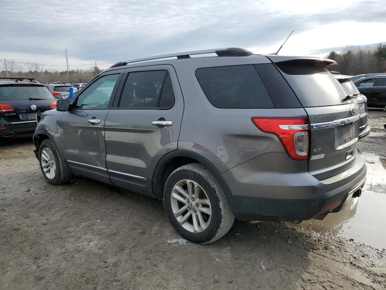 2014 Ford Explorer - Image 2