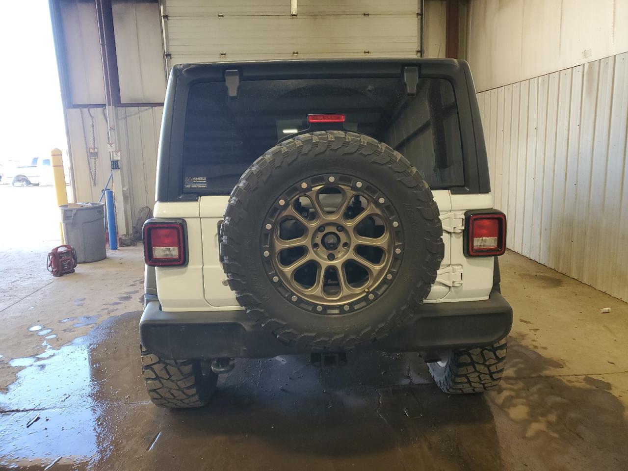 2020 Jeep Wrangler - Image 6