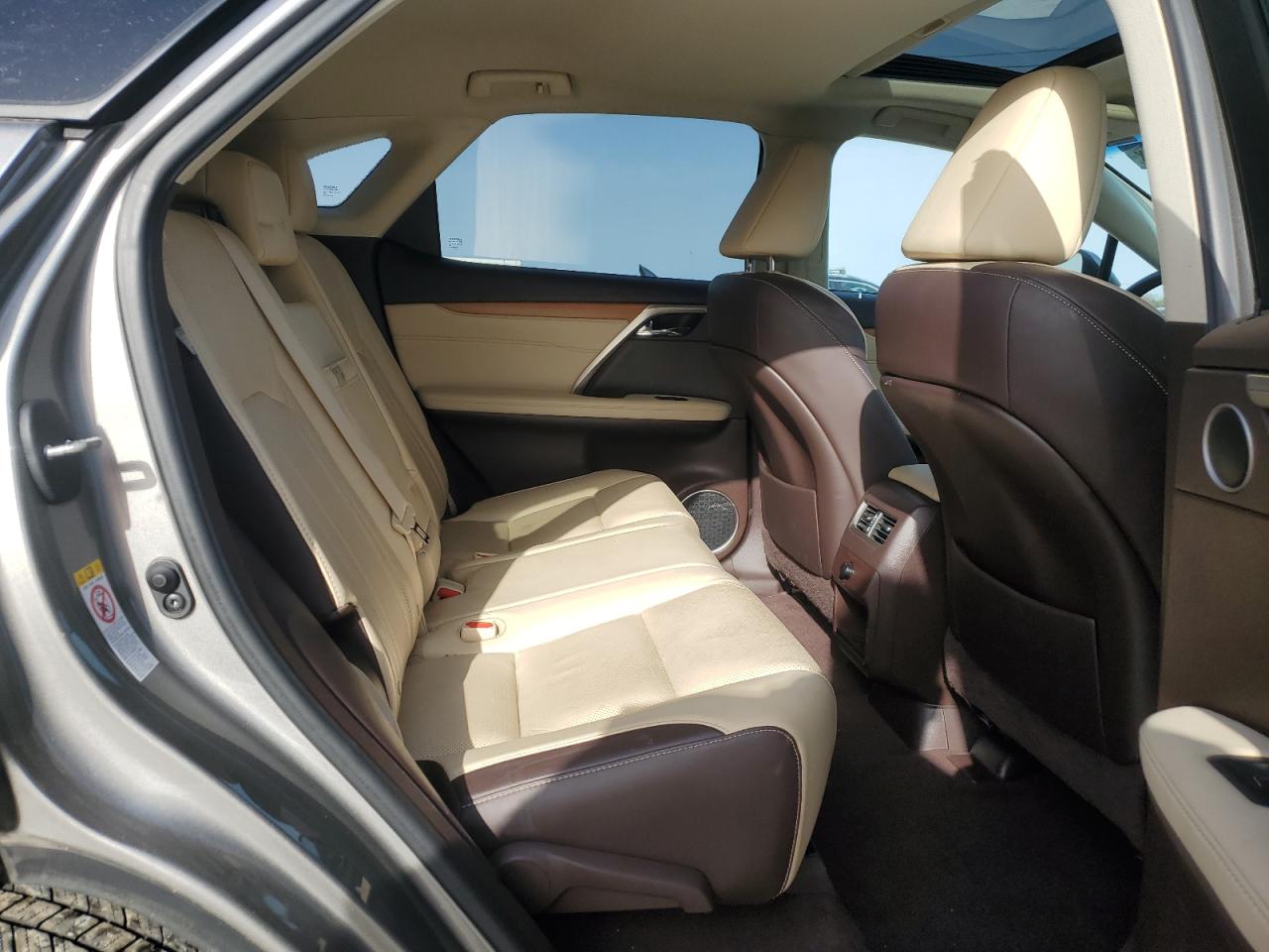 2017 Lexus RX - Image 12