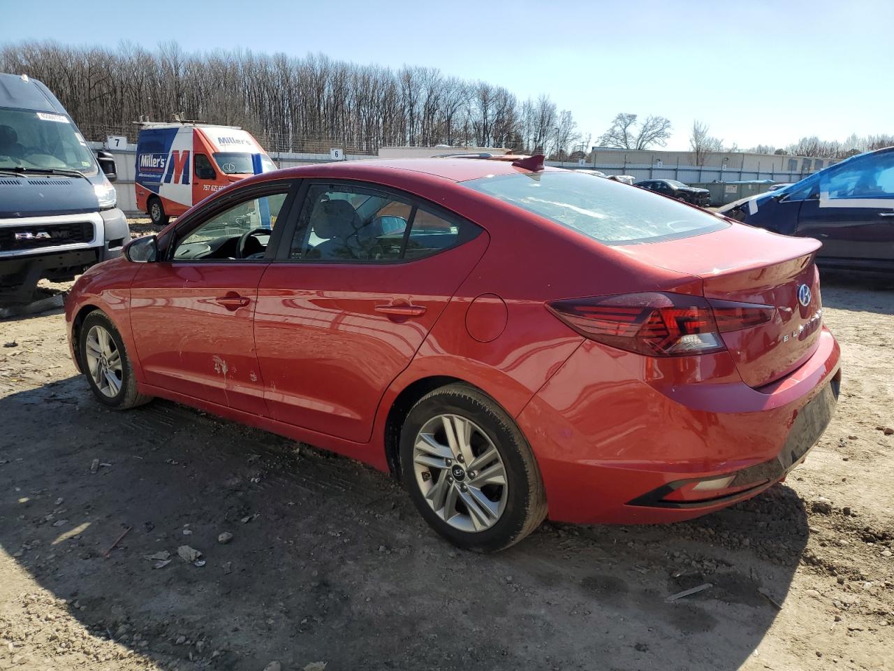 2020 Hyundai Elantra - Image 2
