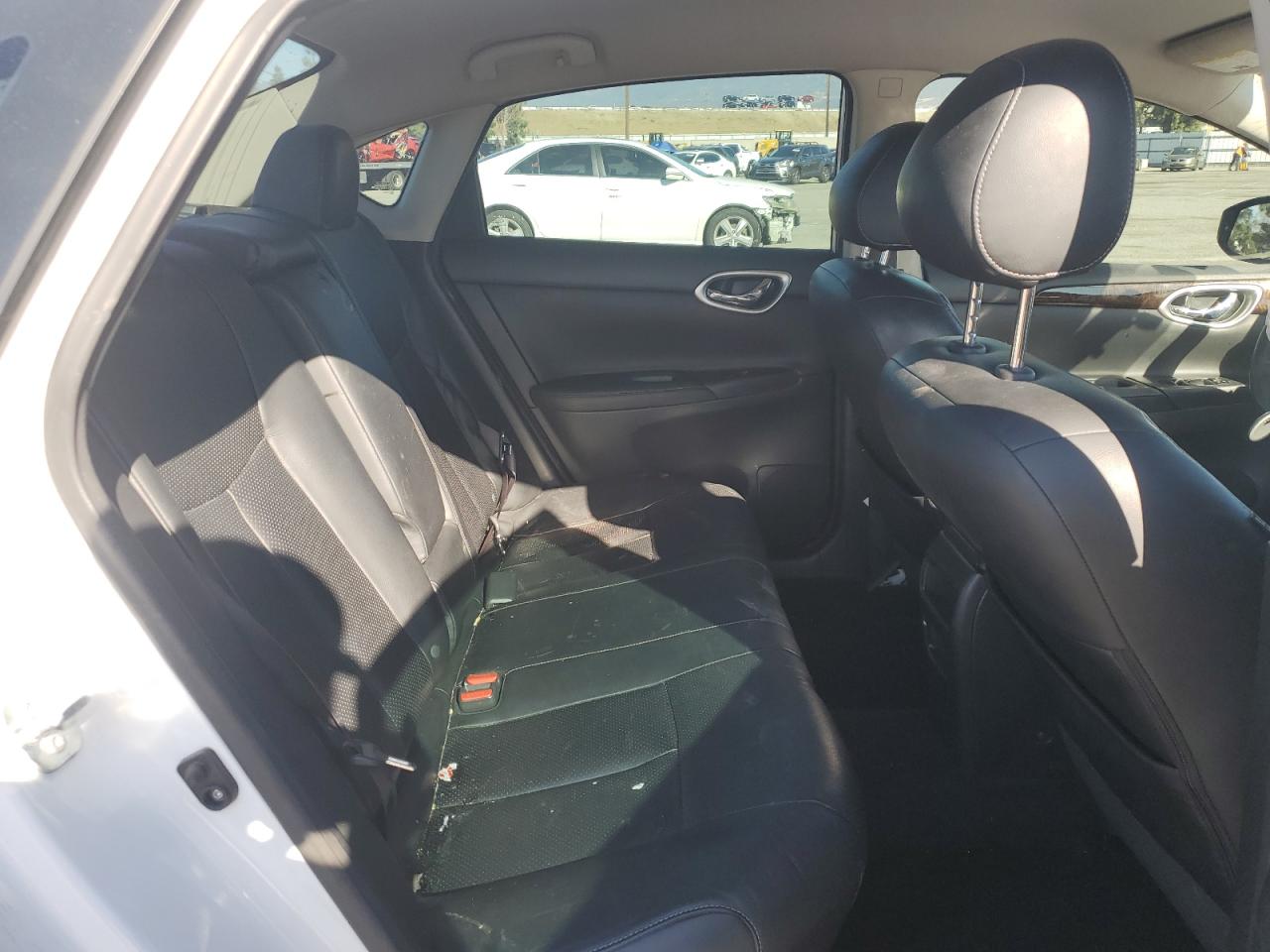 2014 Nissan Sentra - Image 11