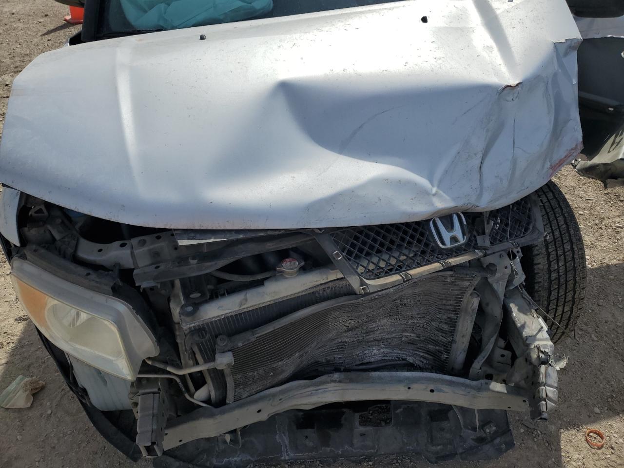 2005 Honda Element - Image 12