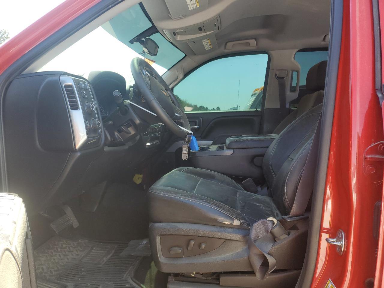 2015 Chevrolet Silverado - Image 7