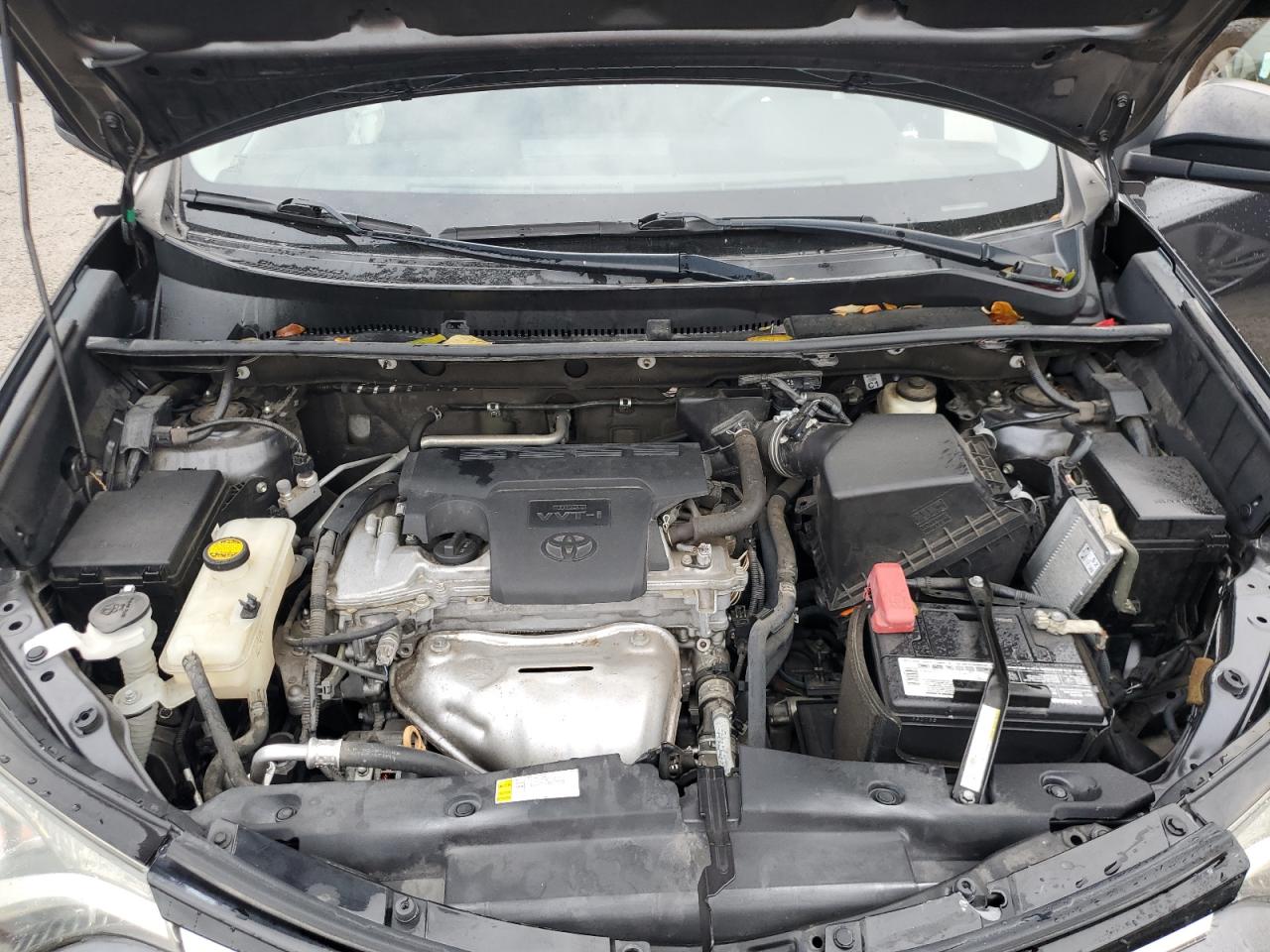 2017 Toyota RAV 4 - Image 12