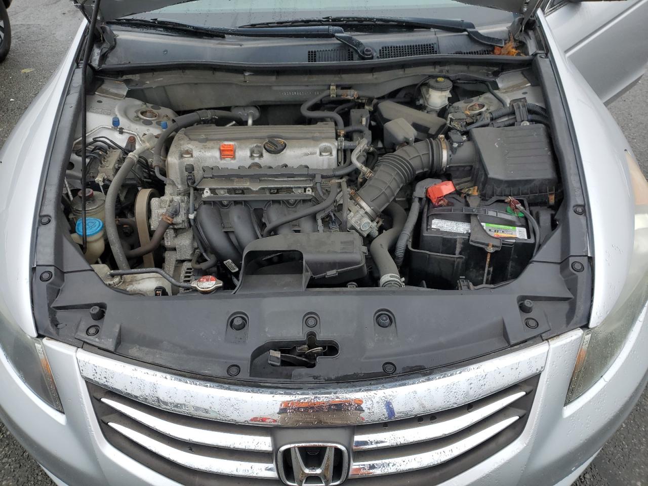 2012 Honda Accord - Image 11